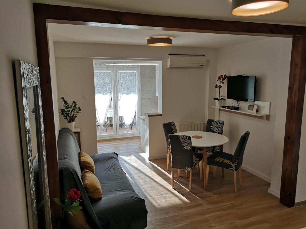 Apartmani Esmeralda Rovinj Bagian luar foto