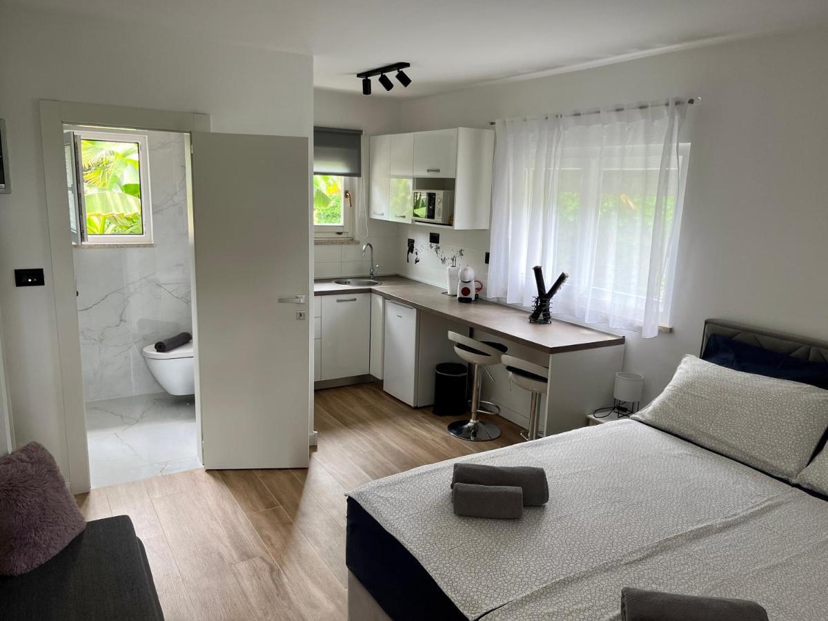 Apartmani Esmeralda Rovinj Bagian luar foto