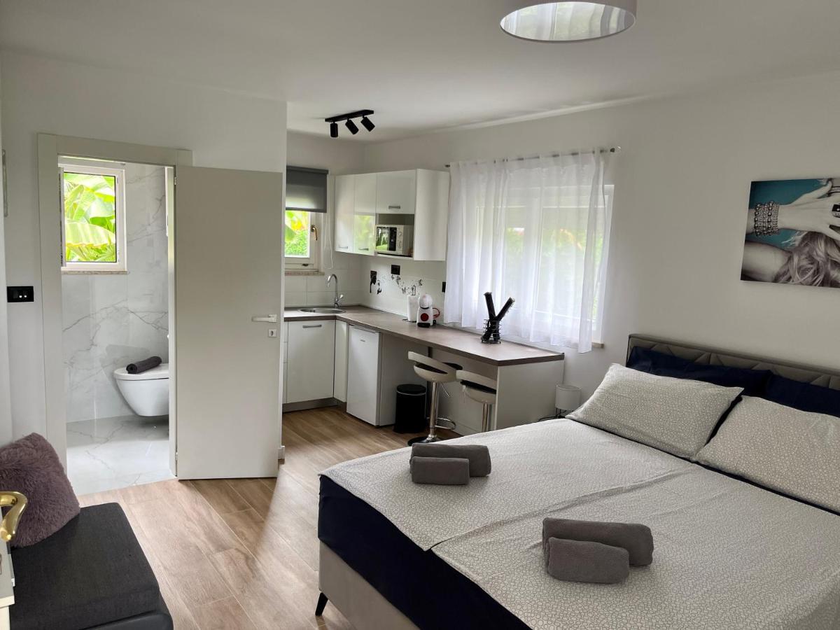 Apartmani Esmeralda Rovinj Bagian luar foto