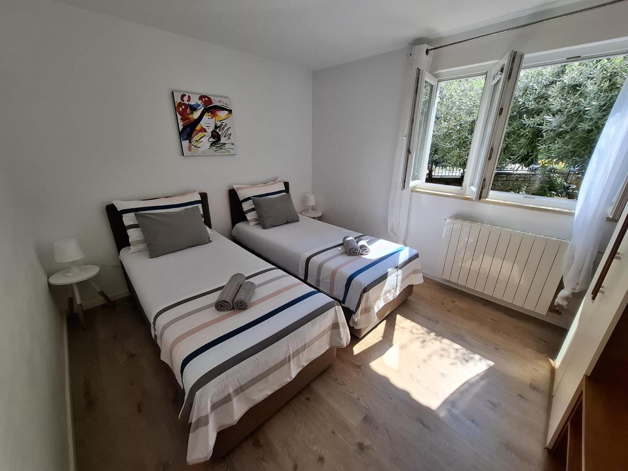 Apartmani Esmeralda Rovinj Bagian luar foto